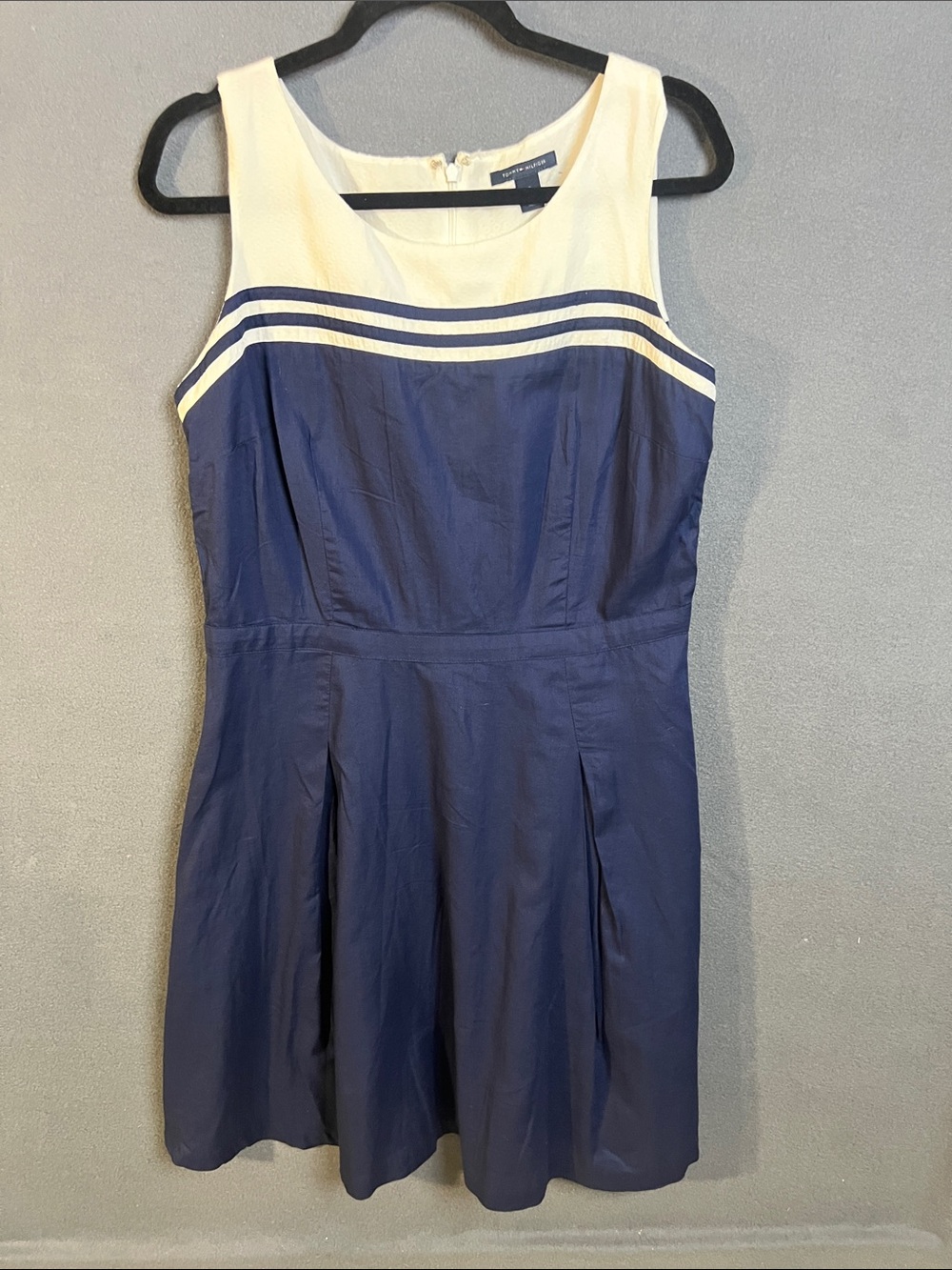 Tommy Hilfiger Navy and Cream Sleeveless Fit-and-Flare Midi Dress